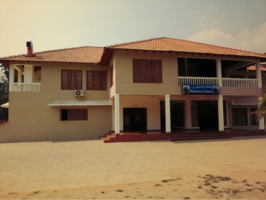Palm Valley Resort Gonikoppal Ngoại thất bức ảnh